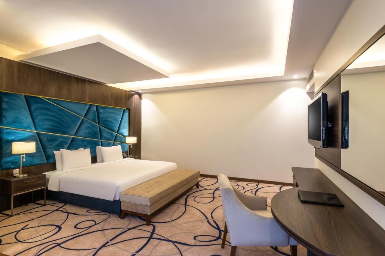 Warwick Riyadh Al Wezarat Екстер'єр фото
