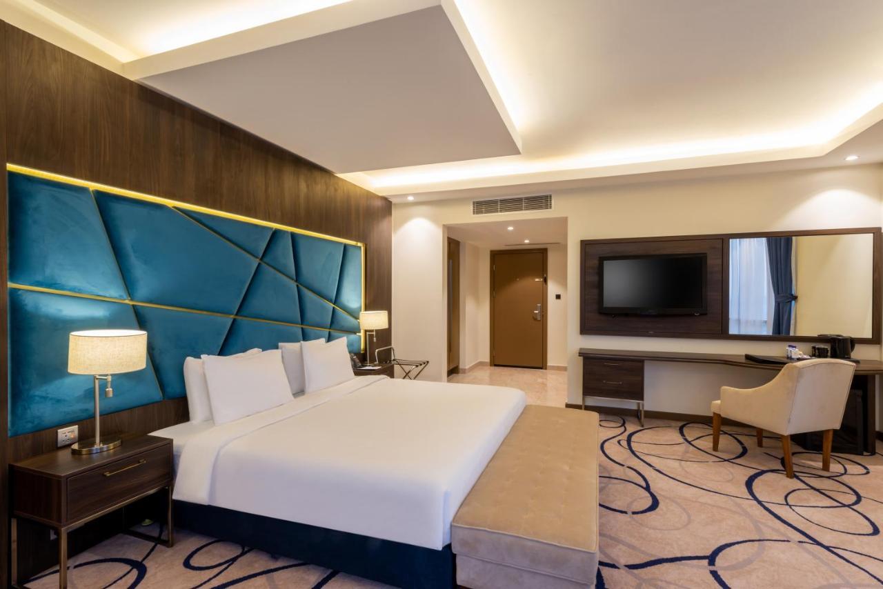 Warwick Riyadh Al Wezarat Екстер'єр фото